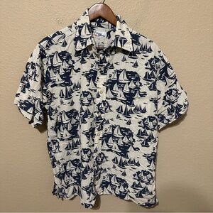 Reyn Spooner Men’s Sail Boat Patterned Button Down Short Sleeve Shirt